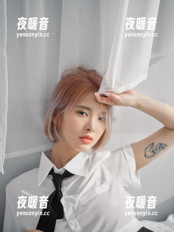 Hyoyeon(김효연)在体操服里的福利原图，你能否抵挡这种审美诱惑？