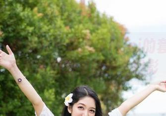 MiStar魅妍社 – 糯美子Mini的套装：一窥写真图册里的绝美幻影