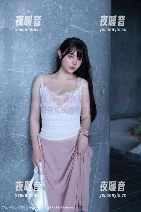 Xiuren秀人网-千夜未来 Xiuren秀人网 - 最新写真集,千夜未来把双马尾玩得不要不要的