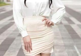 Xiuren秀人网 – 虽然是套装，但卓芷伊EricA却又让人想到了无尽的无圣光和图包的奥秘