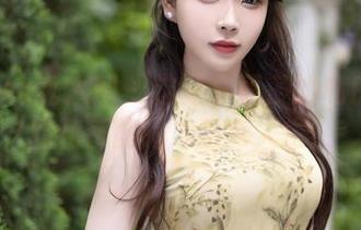 Xiuren秀人网 – 这是李丽莎的私房秀：我花都能喝成粉色人生！