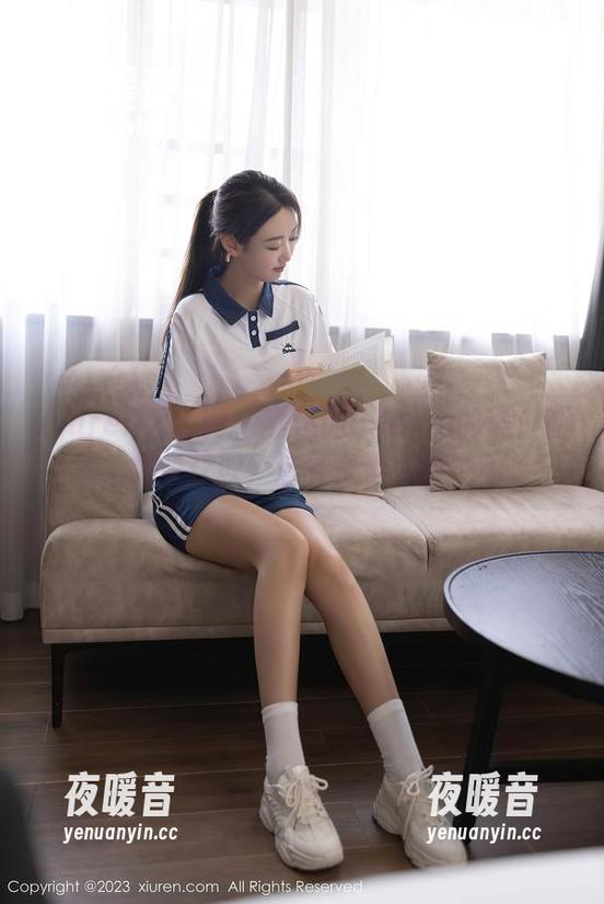 Xiuren秀人网 - 李佳芮Cherie的黑白画风，免费获取，这种资源太值了吧？