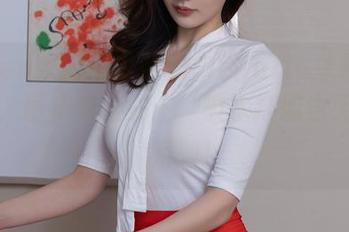 Xiuren秀人网 – 趁热拿铁latte泳装图册来了，最新款速成：‘被水打湿也无所谓’系列！