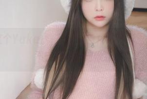 筑梦在这个Yuka(유카)的白色精选图包里，纯粹又不乏叛逆的感觉。