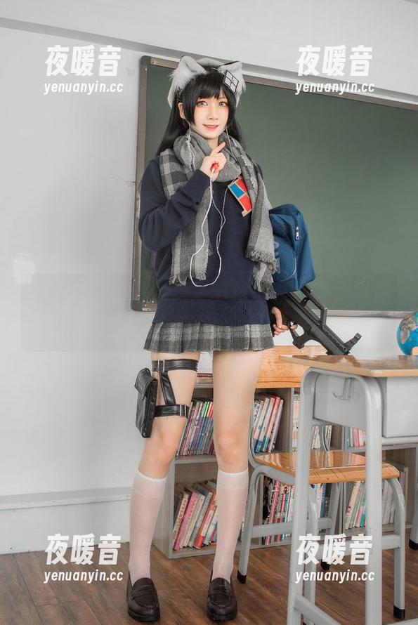 izumi泉桃子 izumi泉桃子的玛丽萝丝美图:这壁纸是不是有点贵了啊?