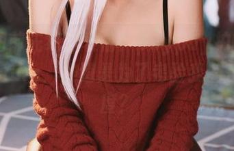 看美图前先练习表情！puypuy拍的RinTohsaka，难道是为了考验我的反应速度？
