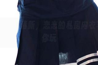 rosi – 惹火清新，恋恋的私房内衣写真带你玩