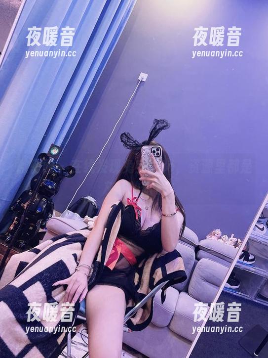 微密圈 - 在线发现兔宝妮to，资源里都是灰丝的暗示