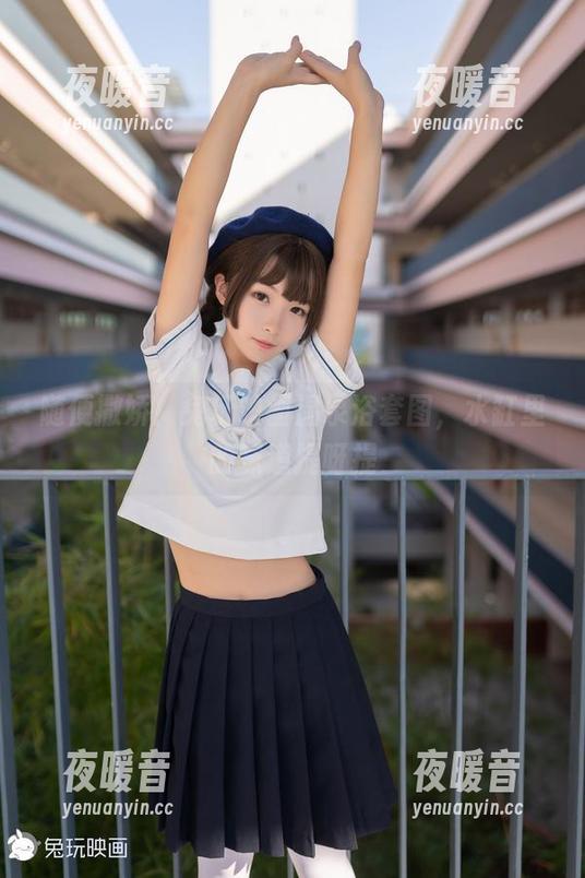 兔玩映画 随便撒娇!兔玩映画温泉浴套图,水缸里的味道提呀提