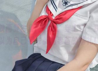 兔玩映画复古套图更新，穿上它，我差点以为自己要去参加老爸的婚礼！