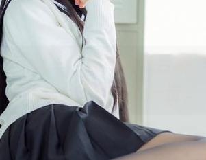 美好不止于此——露背毛衣合集，兔玩映画给你分享的会心一击。