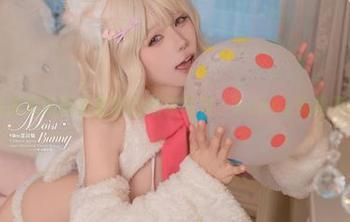 咬一口兔娘带你体验最新的宅家写真，Bunny风格不容错过。