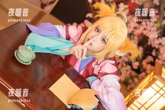喵喵的喵吖 喵喵的喵吖的定制写真:丫的八重神子也是个“萌”字当头
