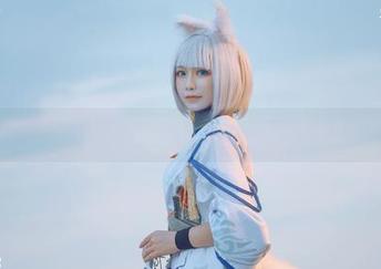 最新泳池写真集——哦，嘎潼的水花都快把我淹没了