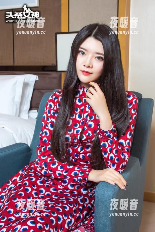 头条女神 - 不惊讶了，杨漫妮baby的翘臀写真就像一颗画笔，不信你看这作品！