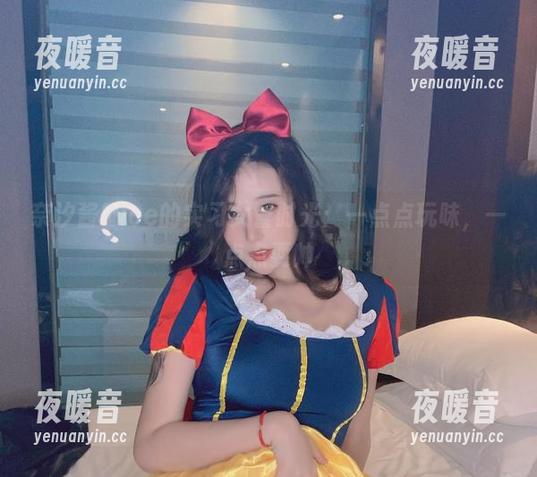 奈汐酱Nice的实习女警时光：一点点玩味，一点点耍帅