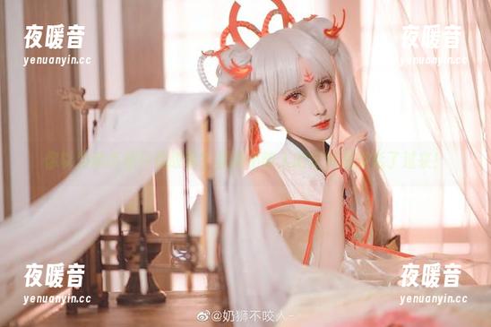 奶狮不咬人 你以为黑贞德只是故事?奶狮不咬人的定制写真活了过来!