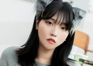 空姐不只是个称呼！宋哈娜(송하나)的cos图册带你领略飞行的另一面！