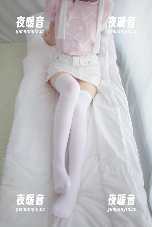 少女秩序 - 小葵那让人晕眩的美腿，资源飘然而至，画面浮现！