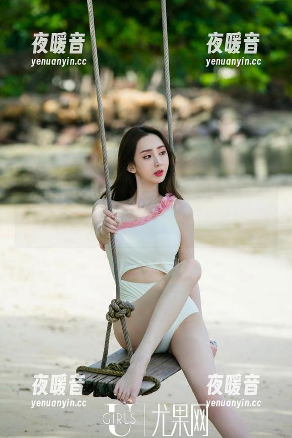 尤果网-Maggie 尤果网 - 当Maggie穿上校服,大家都不再想念上课,只有摄影机在欢呼!