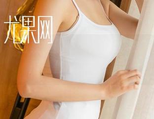 尤果网 – 图集里的艾小青，皮衣穿出新高度，你可别眨眼！