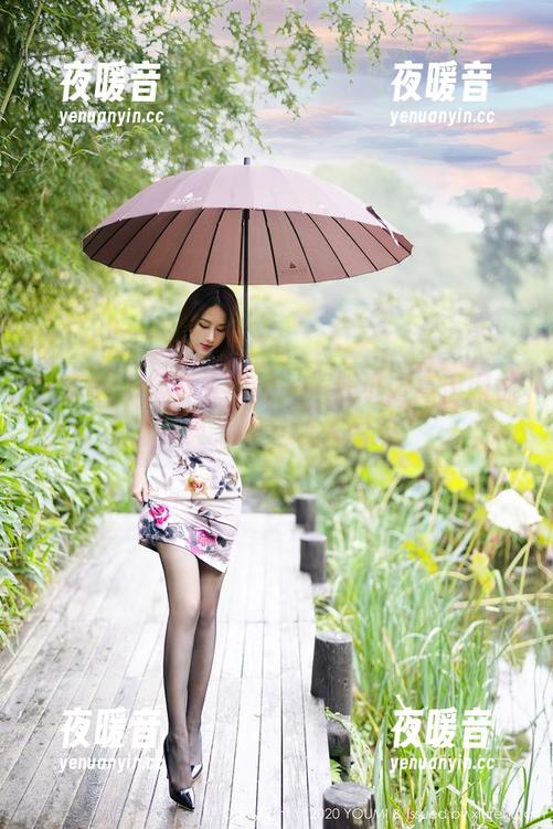 尤蜜荟 - 含蓄又张扬——熊小诺高清网袜写真，细节让人意外