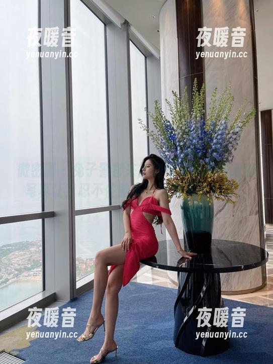 就是阿朱啊 微密圈 - 兔子警官来报到!就是阿朱啊的写真让我忍不住脑补一场兔子追捕记!