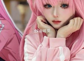 颜值与幽默并重，嶋葵的自拍图集中总有意外的资源，让人拍案叫绝！