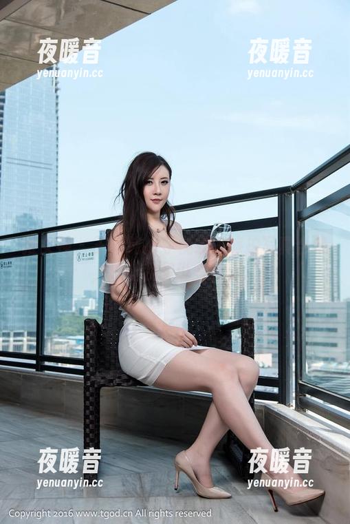 推女神 - 王语纯抢夺视线的旅拍写真合集，总让我想说些什么。