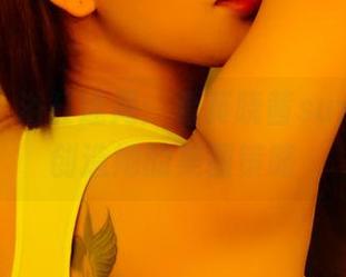推女神 – 浴缸迷局：看莫晓茜sunny如何创造她的美图策略