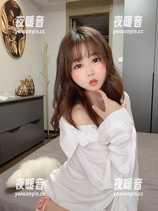 是依酱吖 是依酱吖的护士作品,人生四季,光影游戏里她该多自在?