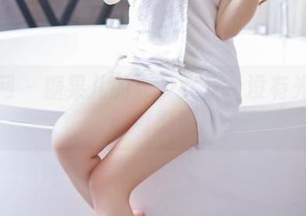 果团网 – 糖果儿的《少女》：没有光辉的迷离影像