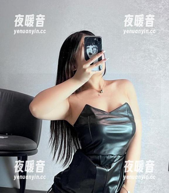 微密圈 - 不可思议的桃沢樱呀，私房、白色裹胸吊带袜，宛如清风拂过，每一角落都是细腻。