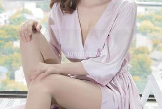 梦丝女神 – 花月舞的网袜写真，图集中又让人捧心又想撩几下。