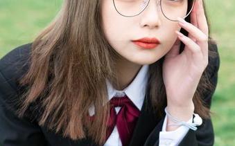 如果梨瑾瑾是吉他妹妹，那她的新图集又有啥亮点呢？