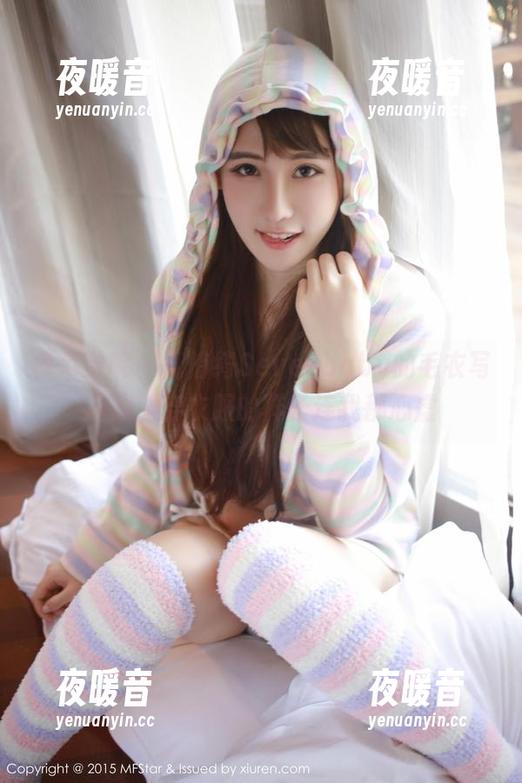 模范学院 - 柳侑绮Sevenbaby的毛衣写真集，穿衣服的样子连我都心虚