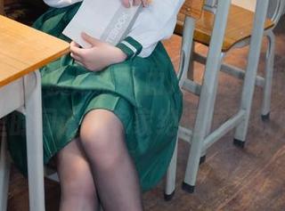 也许战斗服就是清水由乃的魅力武器，图包里的间谍过家家绝逼值得收藏。