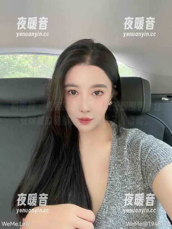 猪小七 微密圈 - 看完猪小七的最新长腿图包,我觉得我的腿都要找她求生了!哈哈。