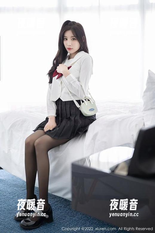 秀人网-大美媚京 秀人网 - 新的职场风暴!大美媚京的职业装作品集新鲜出炉