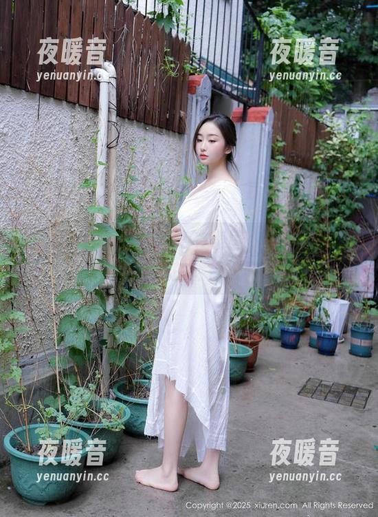 秀人网-尤妮丝Egg 秀人网 - 尤妮丝Egg在泰国:一套图,半梦半醒的旅行写真