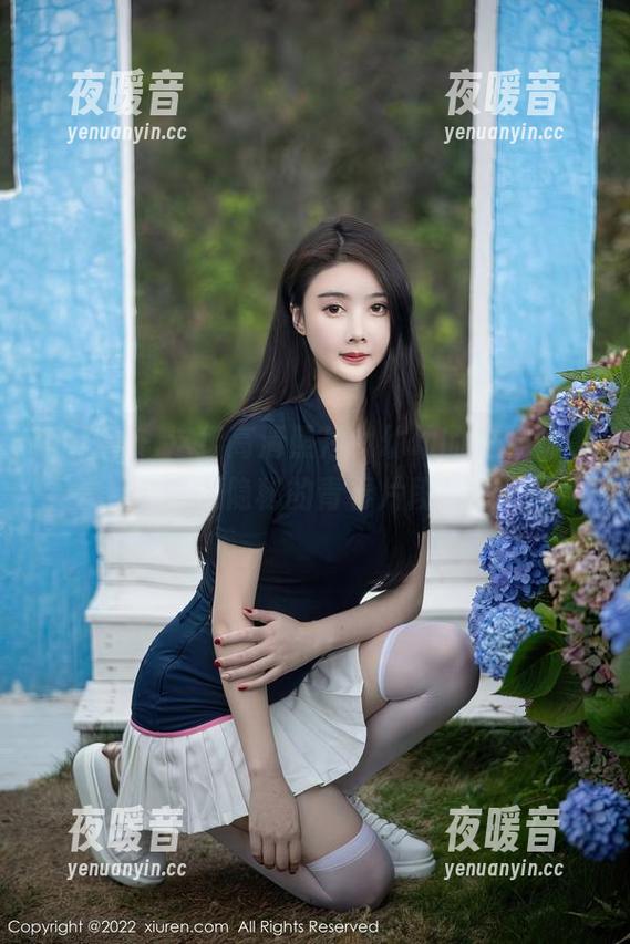 秀人网 - 这组高清照片，幼幼的校服就像是隐秘的青春片段