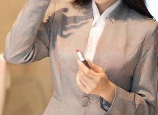 秀人网 – 原图特供！月酱儿这身连体衣，能不能引发点跃动的想象？