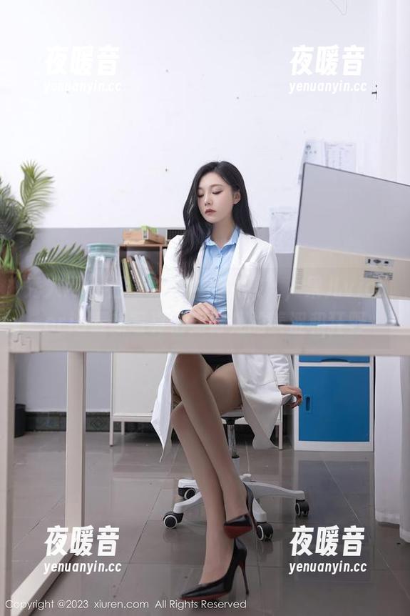 秀人网-果儿victoria 秀人网 - 福建的“牛奶女孩”,果儿victoria最新写真恰到好处的羞涩和狂野