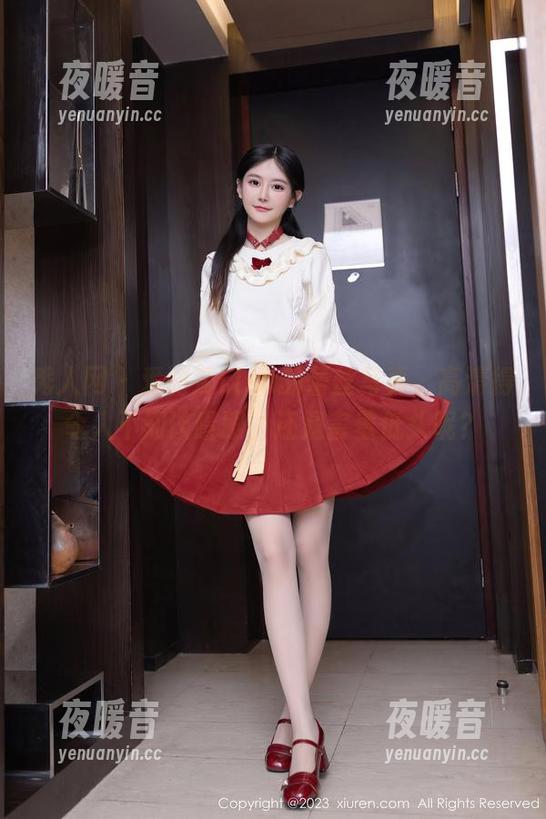 秀人网 - 爱丽莎Lisa的蕾丝写真，高清得令人不知该瞪眼，还是害羞低头呢？