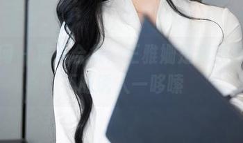 秀人网 – 精选合集：王雅姗是我短裙，时不时诱人一哆嗦