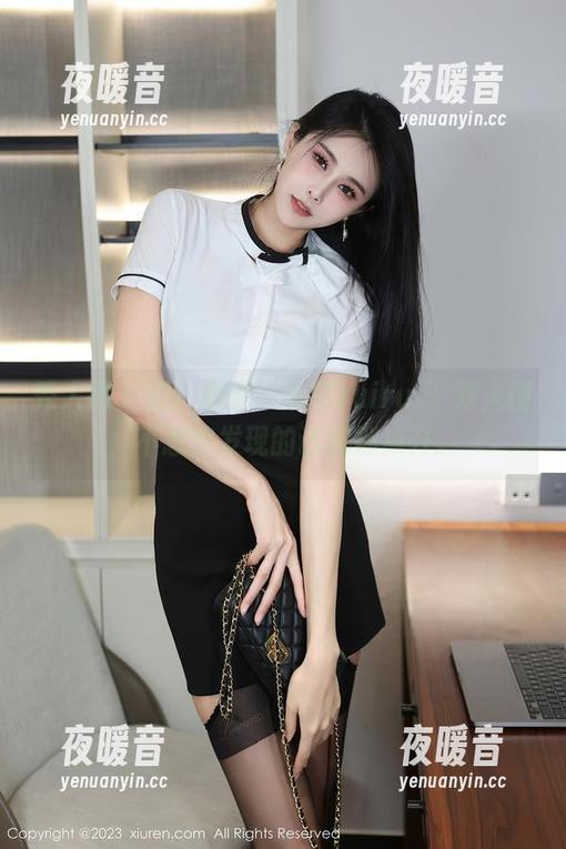 秀人网 - 嘘！最新“瑞瑞ruirui”双人图，不想被发现的话就别点开。