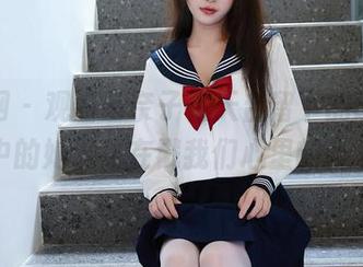 秀人网 – 观看萌奈子在天台留下的印记，图片中的她像是在戳我们心里的某个点哦