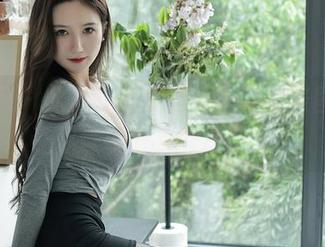 秀人网 – 此泳衣不可小觑！萌白酱图包，让你误以为是清凉走秀！
