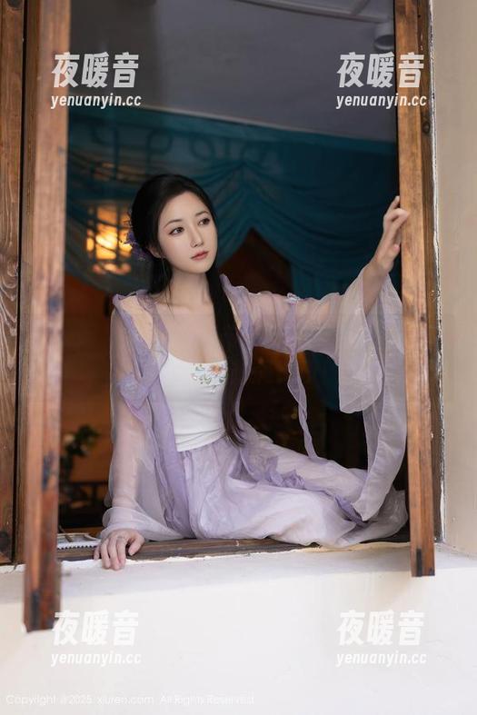秀人网-麻布学妹 秀人网 - 你见过麻布学妹的黑色私拍吗?原图中别有洞天啊!