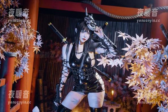 看！秋和柯基的双人写真，其实是一场关于懒洋洋下午的梦。